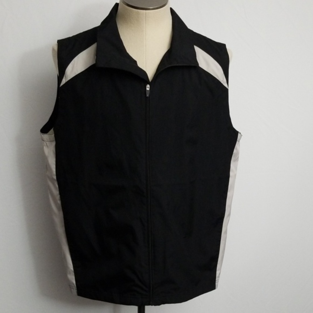 NWT Izod Golfing Sun Control Vest Med Black